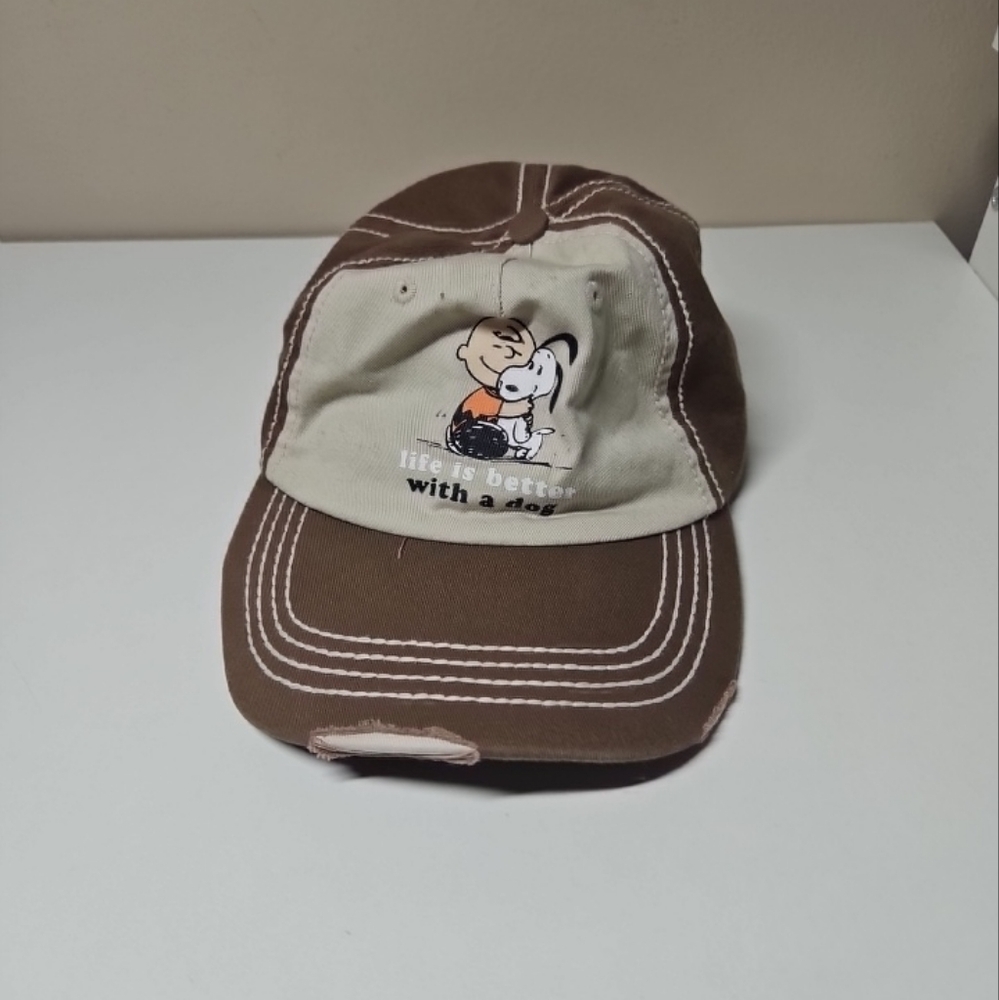 LIFE IS BETTER WITH A DOG, CHARLIE BROWN & SNOOPY,  Adj. Mens Size , PEANUTS